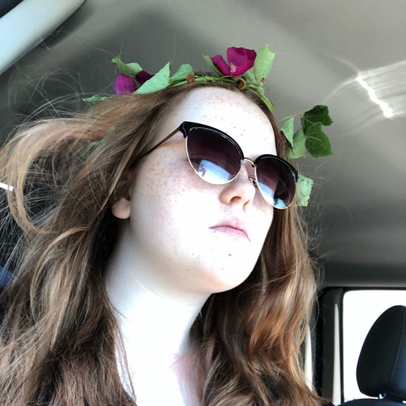 Meet your Posher, Kya - Picture 1 of 1